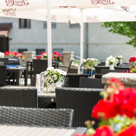 Hotel Krone Niederstotzingen Exteriör bild