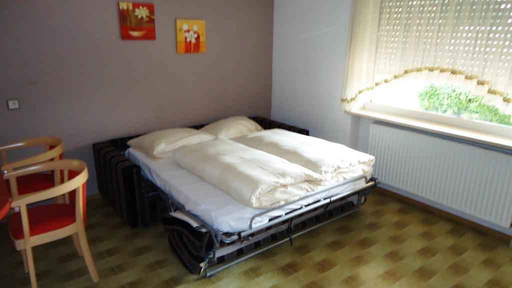 Hotel Krone Niederstotzingen Exteriör bild